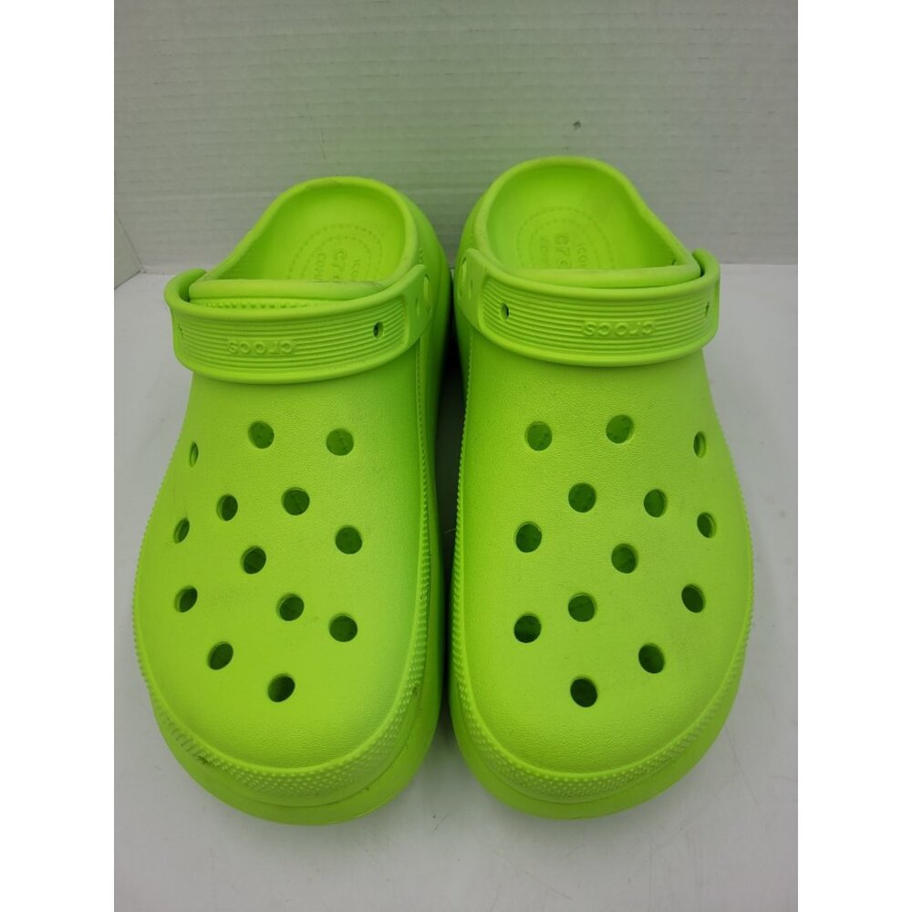 CROCS Classic Platform Clog in Neon Green - Picture 3 of 11